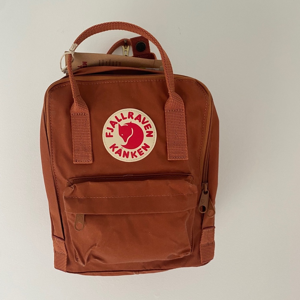 NWT FJÄLLRÄVEN KÅNKEN mini backpack